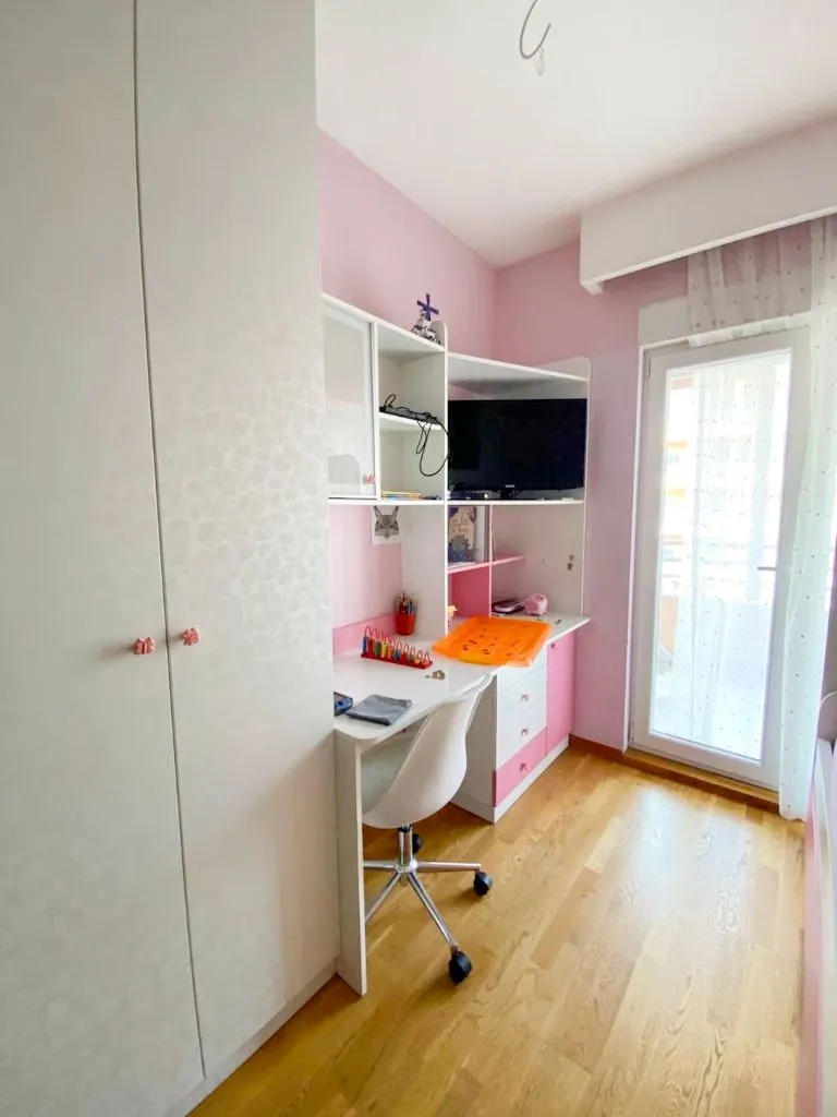Rent, two bedroom apartment, 74m², City Kvart, Podgorica
