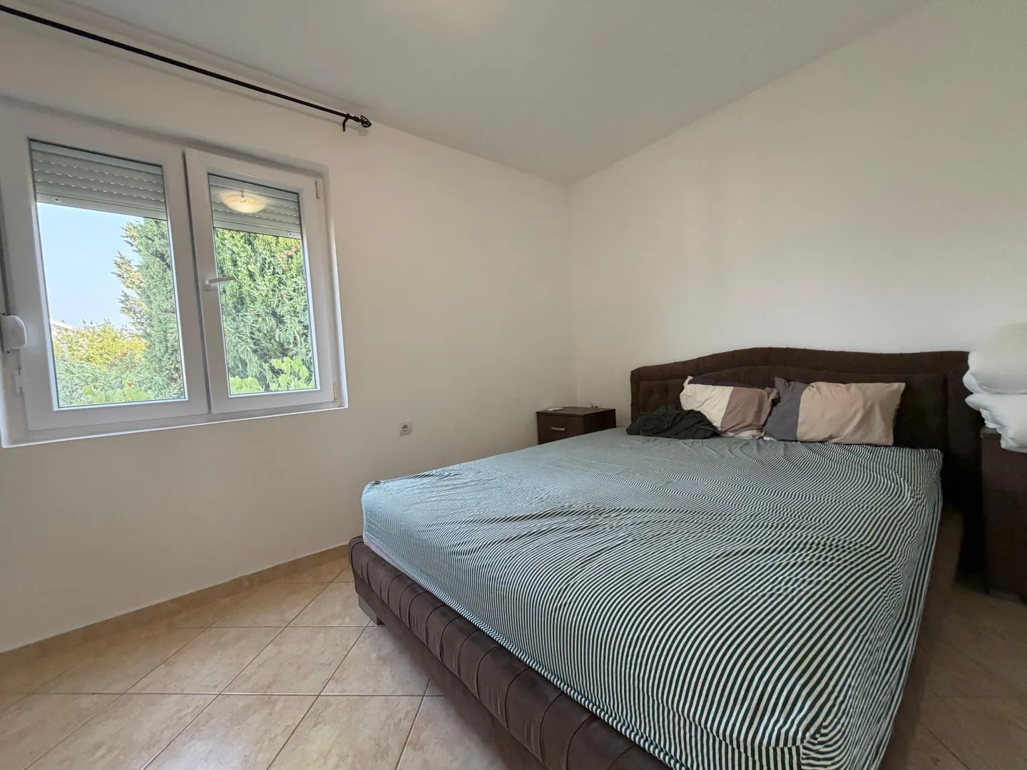Rent, two bedroom apartment, 75m², Krašići, Tivat