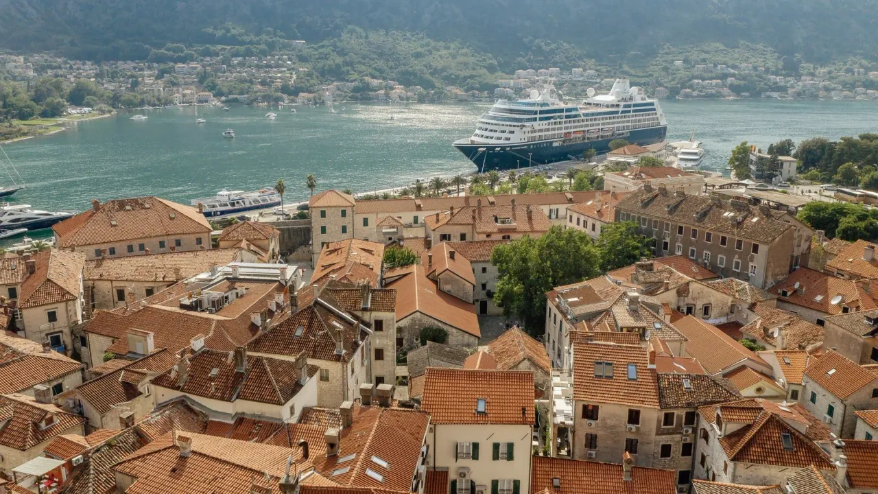 Sale, two bedroom apartment, 117m², Stari Grad Kotor, Kotor