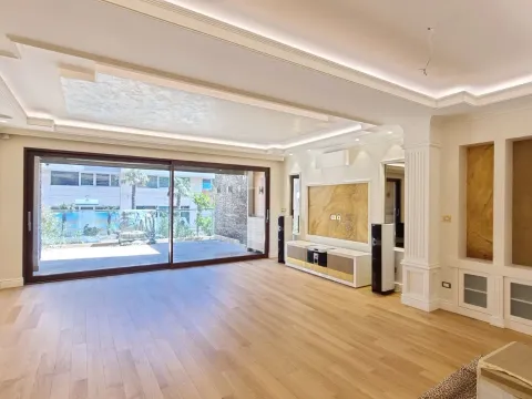 Sale, two bedroom apartment, 114m², Budva, Crna Gora - image 1