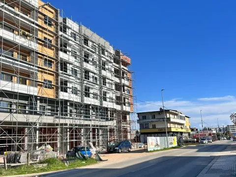 Stan in Velika Plaža