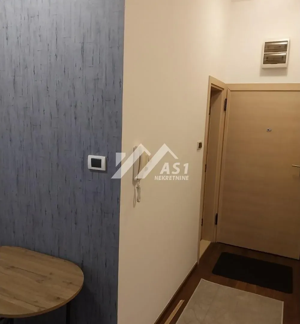 Rent, apartment, 26m², Adamovićevo Naselje, Novi Sad Sve Podlokacije