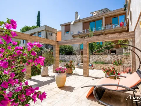 Prodaja, kuća, 430m², Bečići, Budva