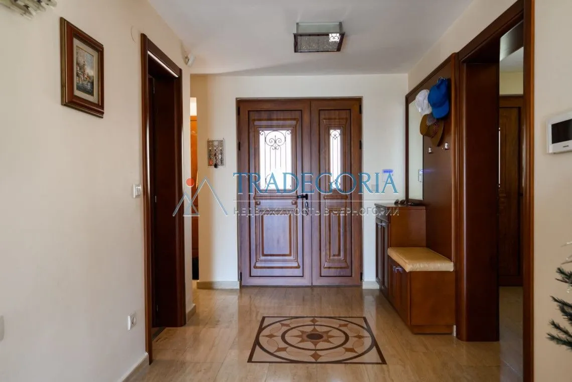 Prodaja, ugostiteljski objekat, 252m², Bar, Crna Gora
