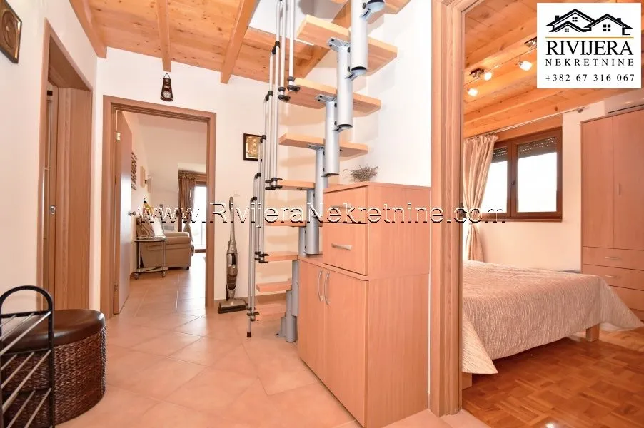 Prodaja, trosoban stan, 102m², Bijela, Herceg Novi