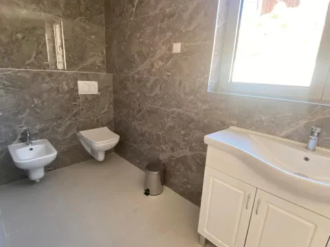 Rent, house, 11m², Blizikuće, Budva - image 3