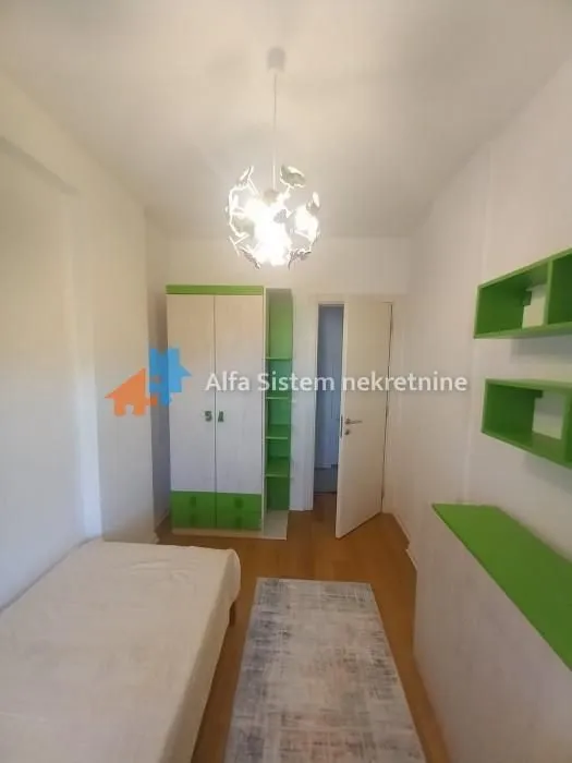 Rent, four bedroom apartment, 95m², Voždovac Sve Podlokacije, Beograd