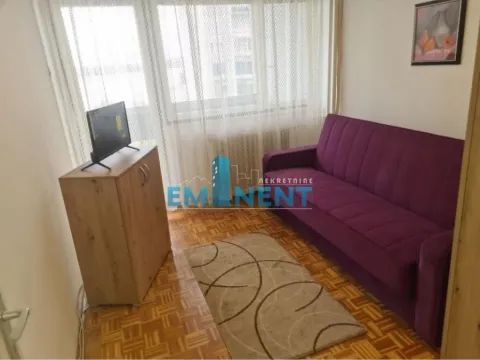Izdavanje, trosoban stan, 84m², Zemun Centar, Zemun Sve Podlokacije - image 6