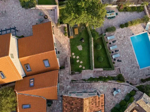 Prodaja, kuća, 293m², Donja Lastva, Tivat - image 38