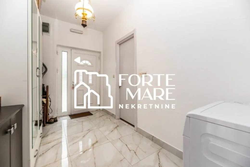 Prodaja, stan, 61m², Topla, Herceg Novi