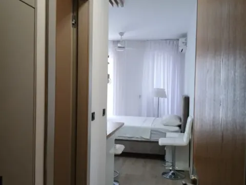 Sale, studio apartment, 27m², Bečići, Budva - image 6