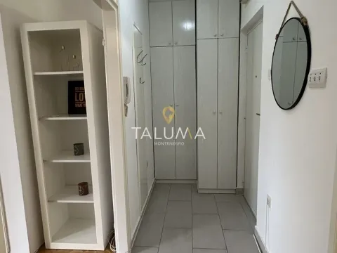 Izdavanje, jednosoban stan, 37m², City Kvart, Podgorica - image 7