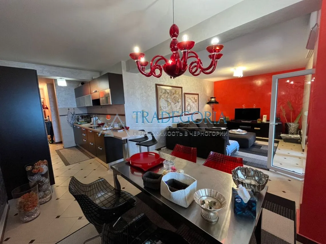 Prodaja, dvosoban stan, 87m², Pržno, Budva