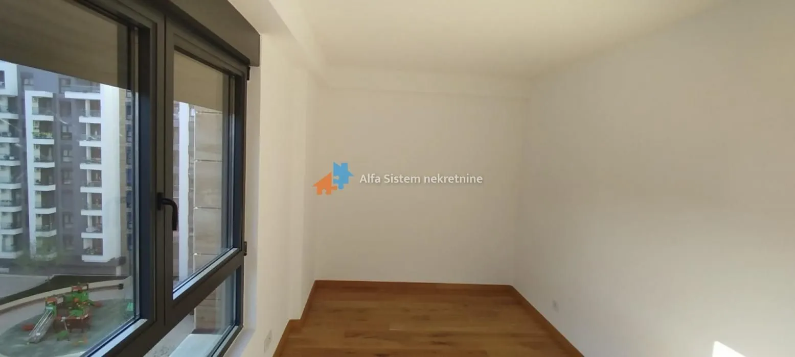 Izdavanje, stan, 96m², Voždovac Sve Podlokacije, Beograd