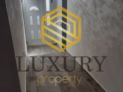 Rent, office space, 100m², Stari Aerodrom, Podgorica - image 3