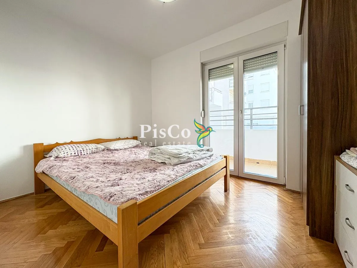 Rent, two bedroom apartment, 70m², Blok 9, Podgorica