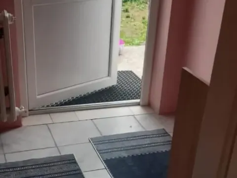 Izdavanje, dvosoban stan, 60m², Centar, Novi Sad - image 5