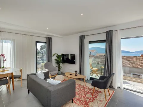 Prodaja, jednosoban stan, 55m², Donja Lastva, Tivat - image 5