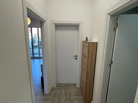 Rent, one bedroom apartment, 45m², Šušanj, Bar - image 4