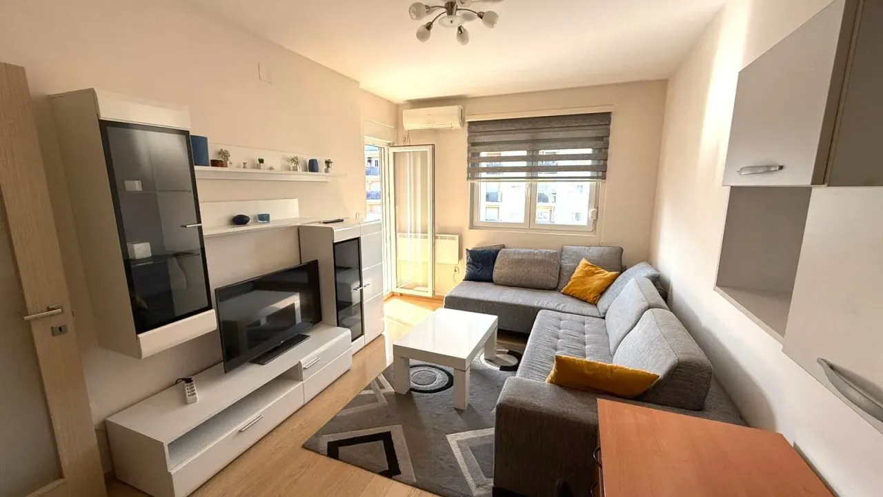 Rent, one bedroom apartment, 51m², City Kvart, Podgorica