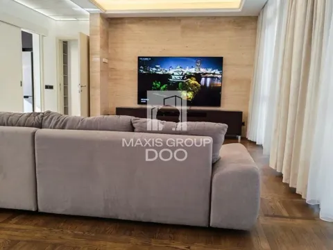 Rent, four bedroom apartment, 148m², Savski Venac, Beograd - image 15