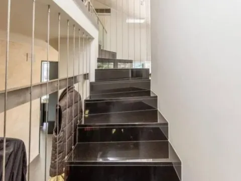 Izdavanje, dvosoban stan, 120m², Kotor, Crna Gora - image 5