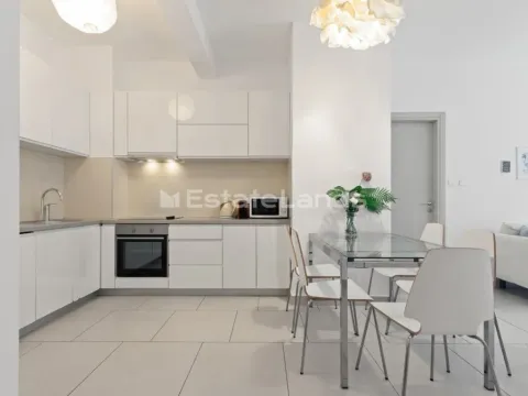 Sale, three bedroom apartment, 97m², Morinj, Kotor - image 10