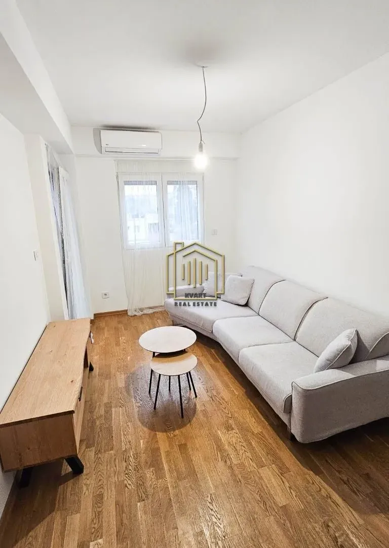 Prodaja, jednosoban stan, 33m², Pobrežje, Podgorica