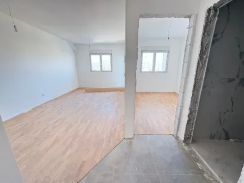 Prodaja, jednosoban stan, 42m², Zabjelo, Podgorica - image 4