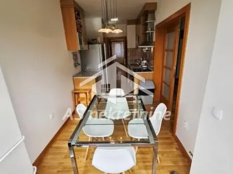 Izdavanje, trosoban stan, 80m², Stari Grad, Beograd - image 5