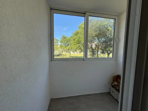 Izdavanje, stan, 30m², Blok 6, Podgorica - image 7