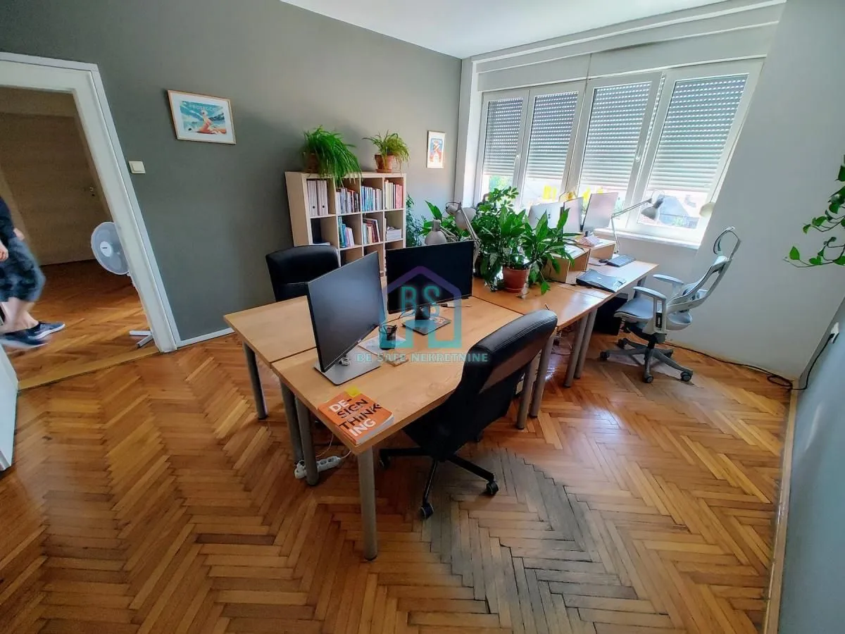 Prodaja, trosoban stan, 74m², Stari grad, Novi Sad