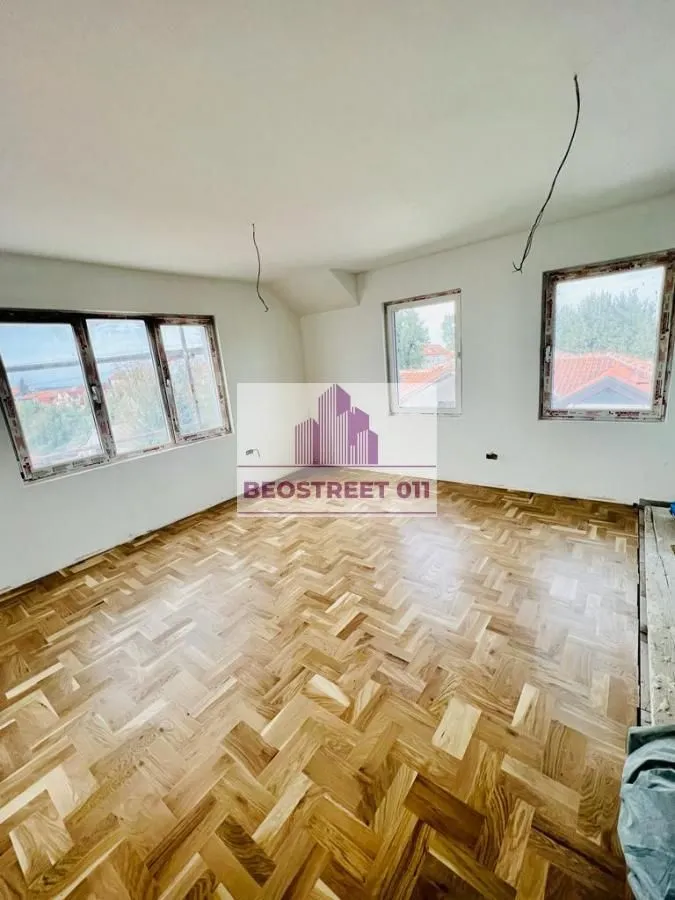 Sale, apartment, 160m², Farmaceutski Fakultet, Voždovac Sve Podlokacije