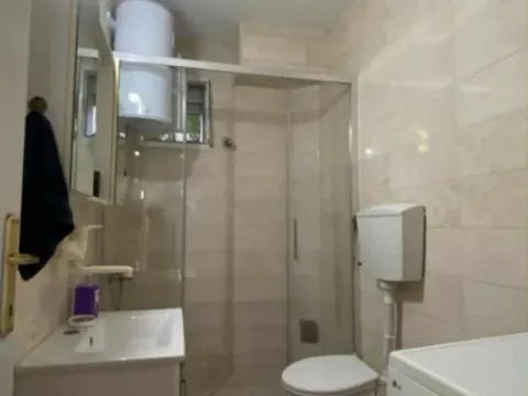 Izdavanje, stan, 100m², Polje, Bar - image 3