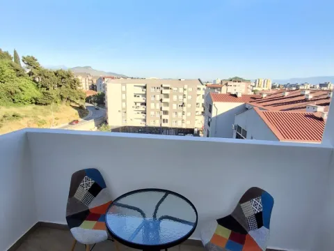 Rent, one bedroom apartment, 40m², Ljubović, Podgorica - image 2