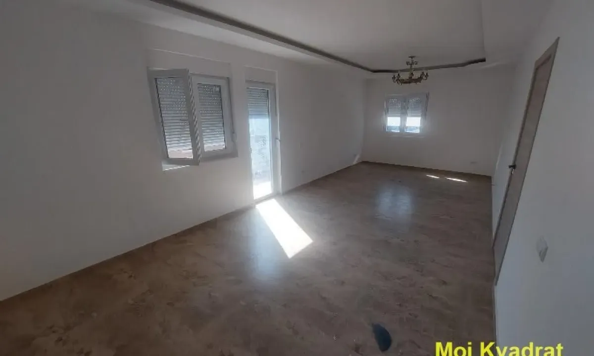 Sale, three bedroom apartment, 67m², Surčin, Beograd