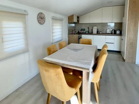 Rent, house, 145m², Donji Kokoti, Podgorica - image 5