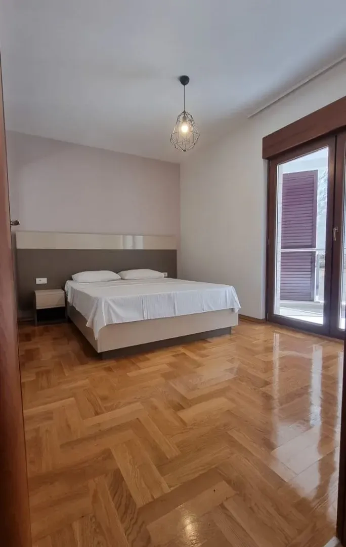 Sale, two bedroom apartment, 130m², Bečići, Budva
