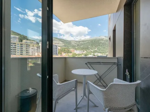 Prodaja, jednosoban stan, 43m², Rozino, Budva - image 11