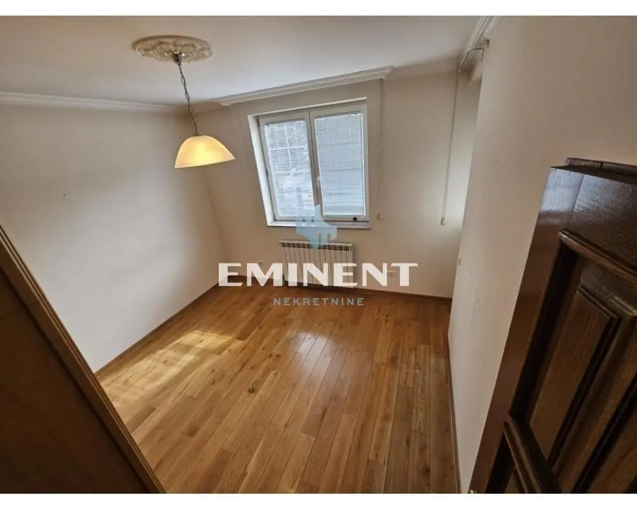 Rent, four bedroom apartment, 115m², Savski Venac, Beograd