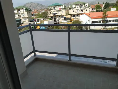Prodaja, jednosoban stan, 48m², City Kej, Podgorica - image 9