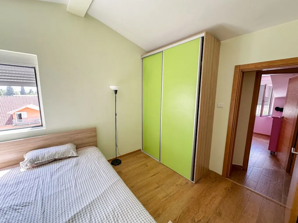 Rent, three bedroom apartment, 150m², Zabjelo, Podgorica