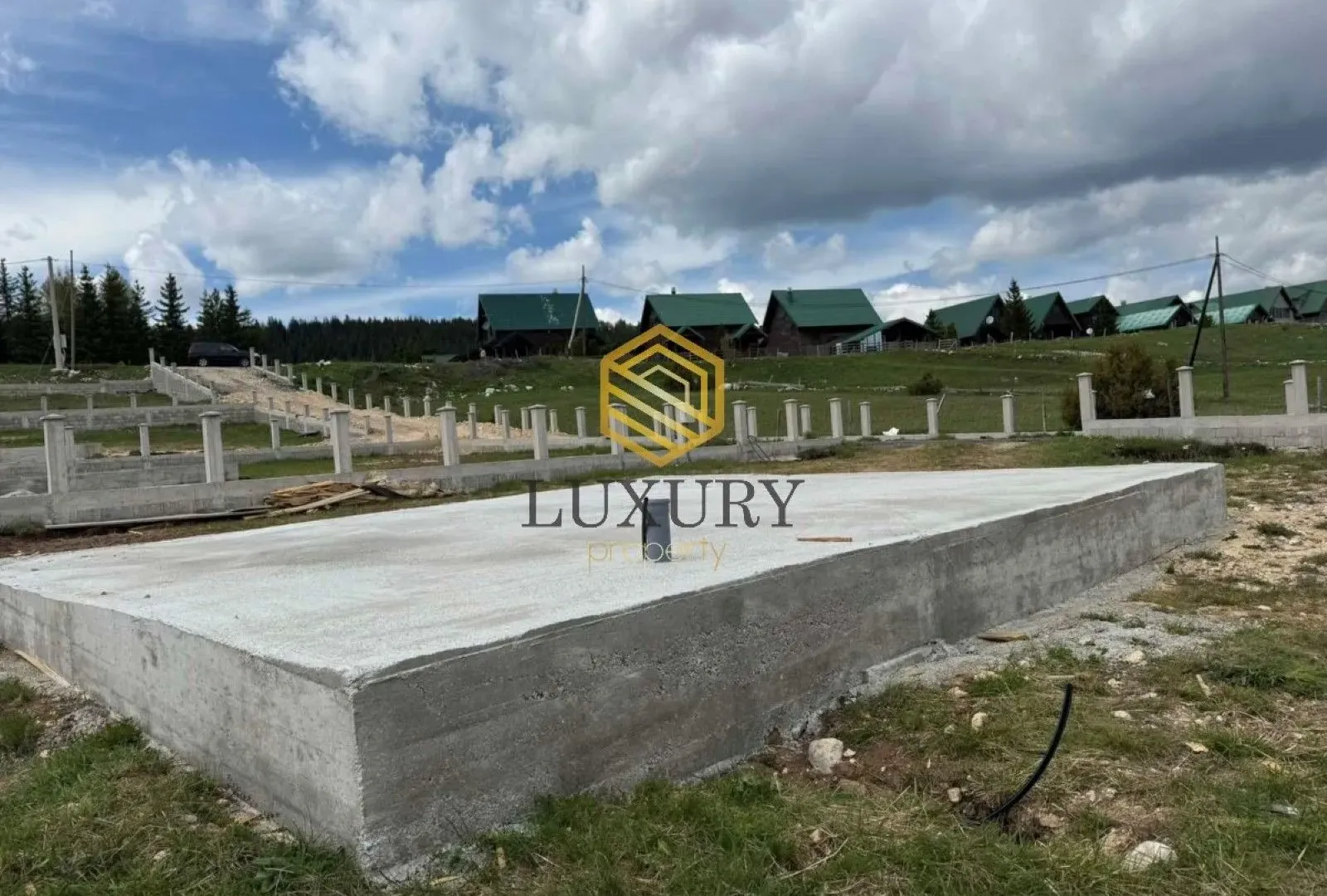 Prodaja, plac, 410m², Motički gaj, Žabljak