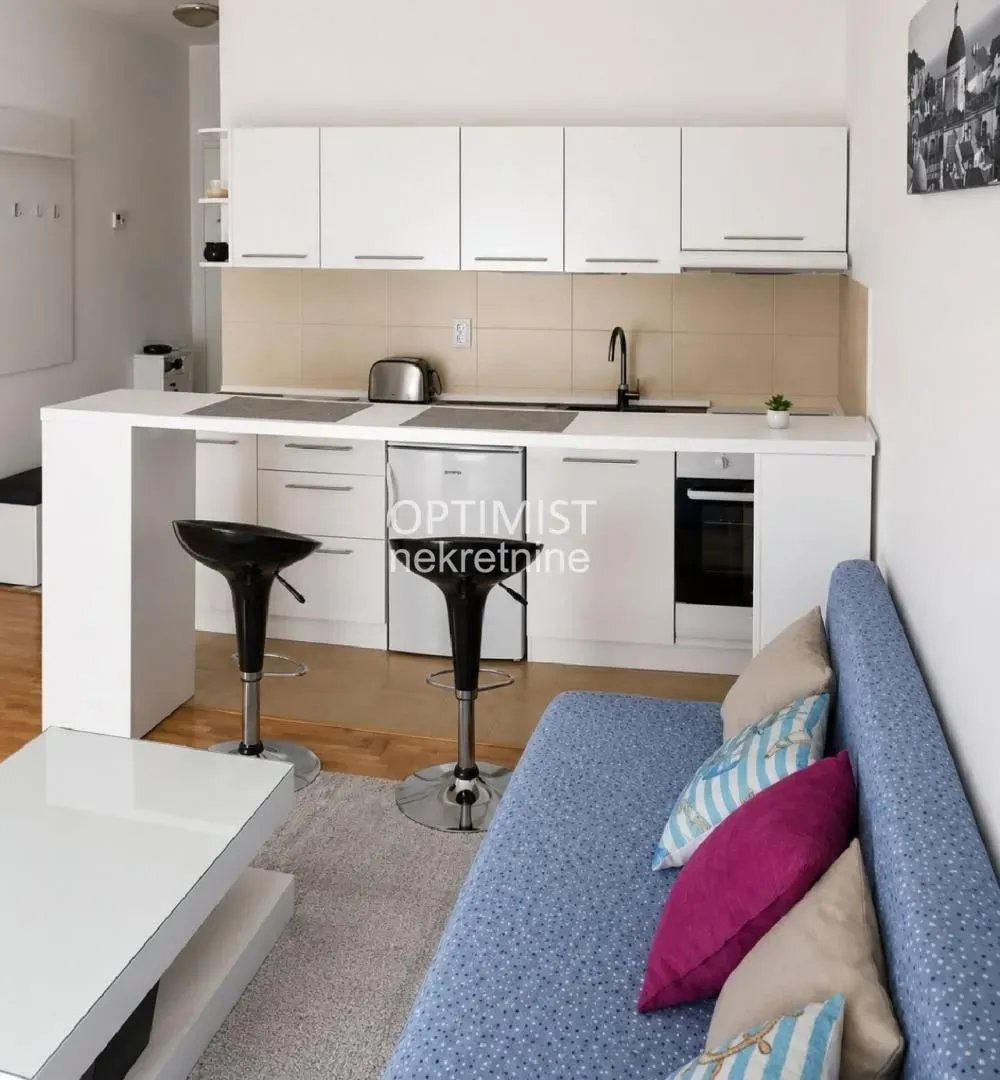 Prodaja, dvosoban stan, 35m², Uciteljsko Naselje, Zvezdara Sve Podlokacije