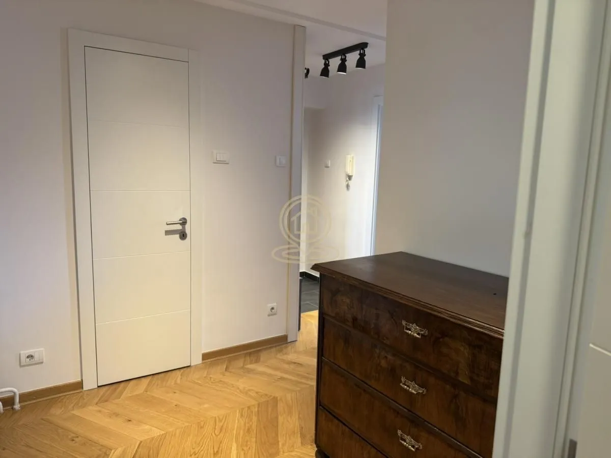 Rent, three bedroom apartment, 76m², Vračar Hram, Vračar Sve Podlokacije
