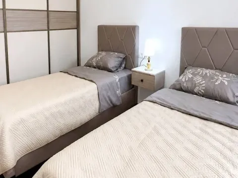 Rent, three bedroom apartment, 103m², Tološi, Podgorica - image 2