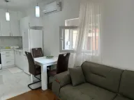 Izdavanje, jednosoban stan, 32m², City Kvart, Podgorica - image 8