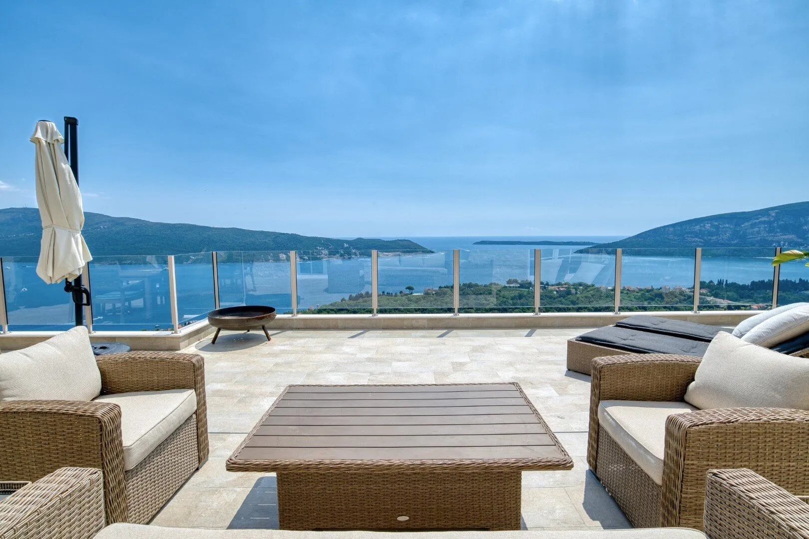 Prodaja, kuća, 230m², Podi, Herceg Novi