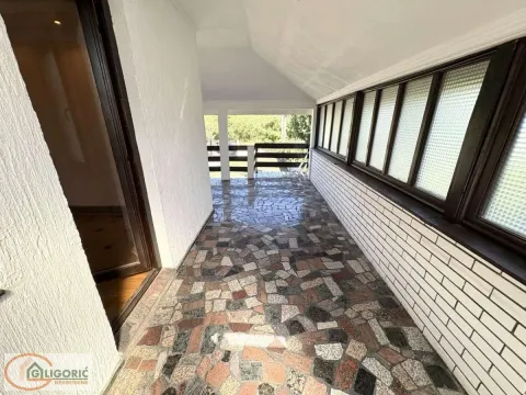 Prodaja, kuća, 270m², Zvezdara Sve Podlokacije, Beograd - image 15