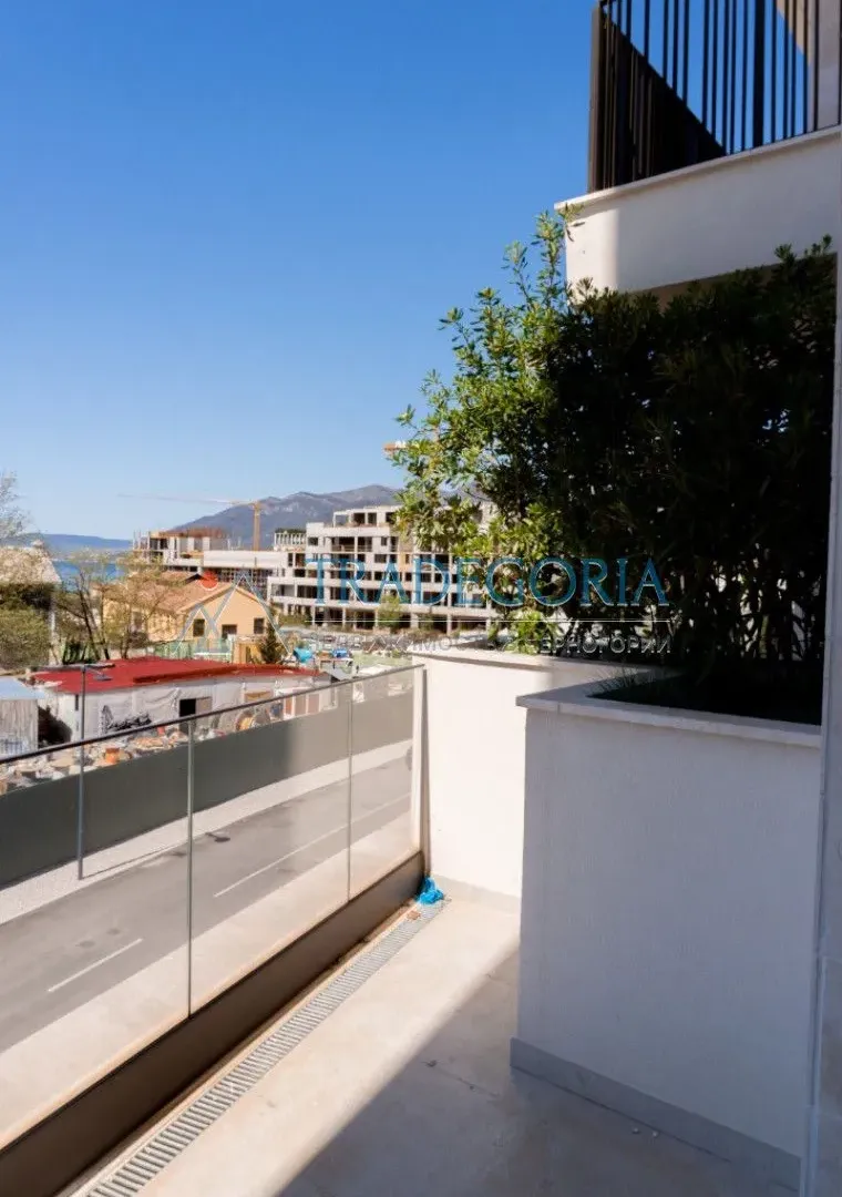 Prodaja, stan, 62m², Tivat, Crna Gora